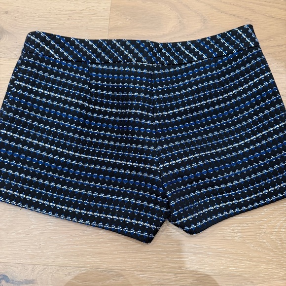 Trina Turk Women's Patterned Shorts - Navy, Red, Black Bundle of 3, size 4 - Picture 13 of 16